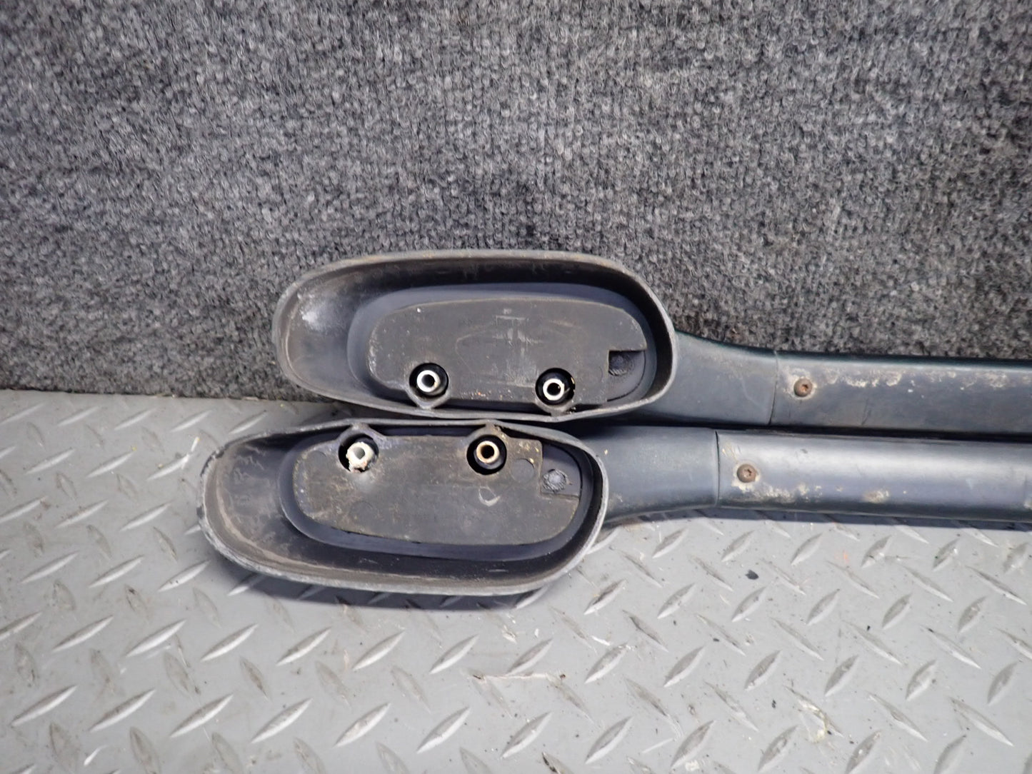 1996-1997 Lexus FZJ80L LX450 Left & Right Roof Rack Cross Bar Rail Set