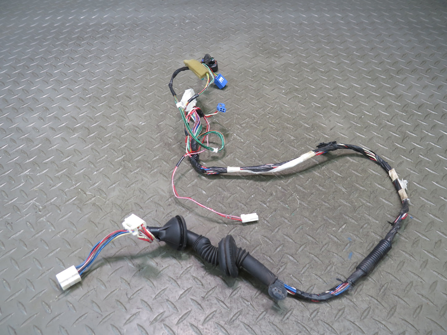 99-01 Toyota Crown JZS175 Rear Right Door Wire Wiring Harness OEM