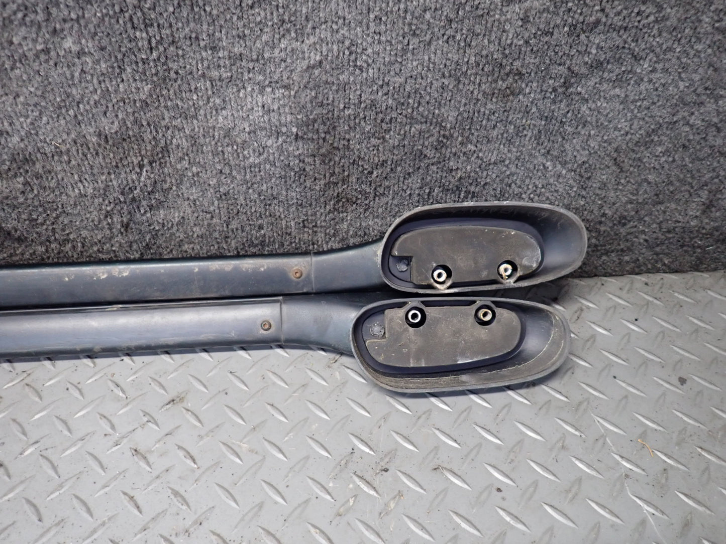 1996-1997 Lexus FZJ80L LX450 Left & Right Roof Rack Cross Bar Rail Set