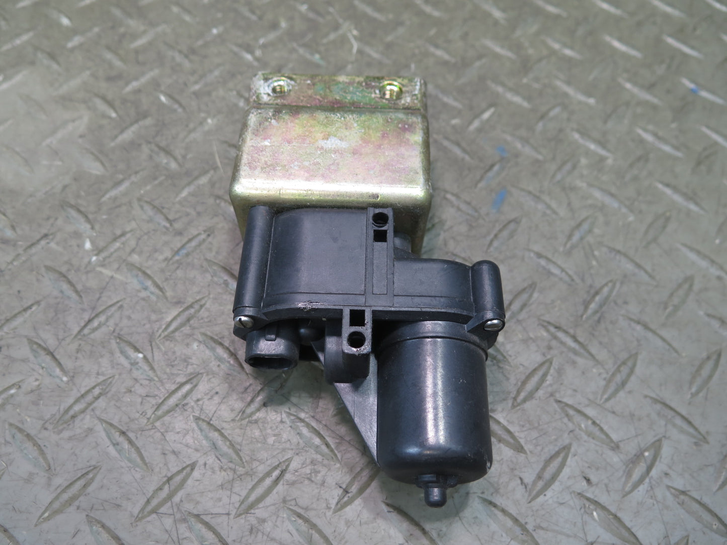 1984-1986 Porsche 928 Rear Trunk Hatch Lock Latch Receiver w Actuator Motor