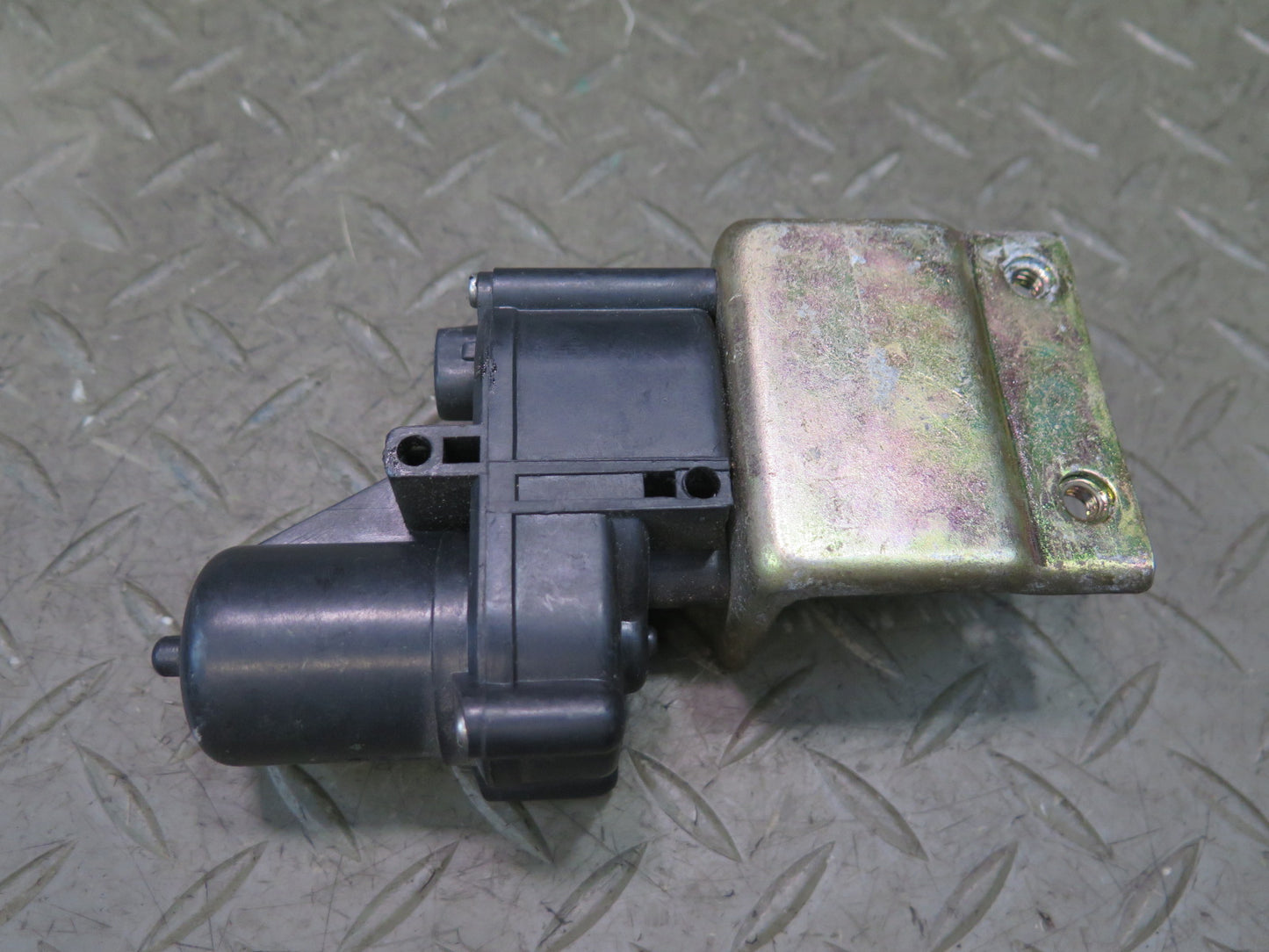 1984-1986 Porsche 928 Rear Trunk Hatch Lock Latch Receiver w Actuator Motor