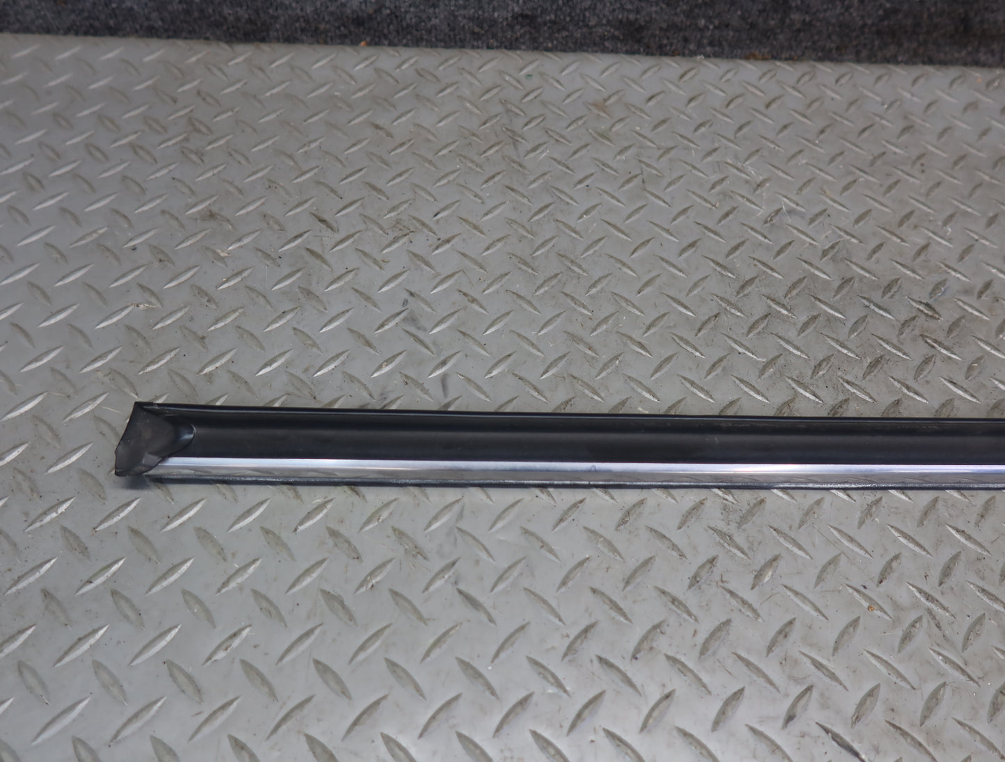 86-89 Mercedes R107 Set of 2 Right Door Rear Fender Trim Molding Cover OEM