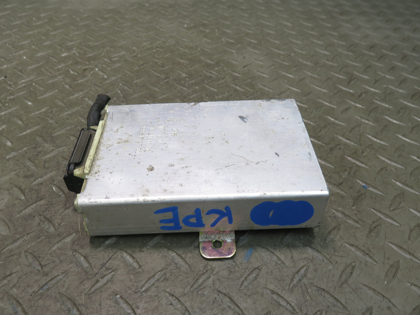 1985 Porsche 928 Cruise Control Module Regulator Unit 92861712700
