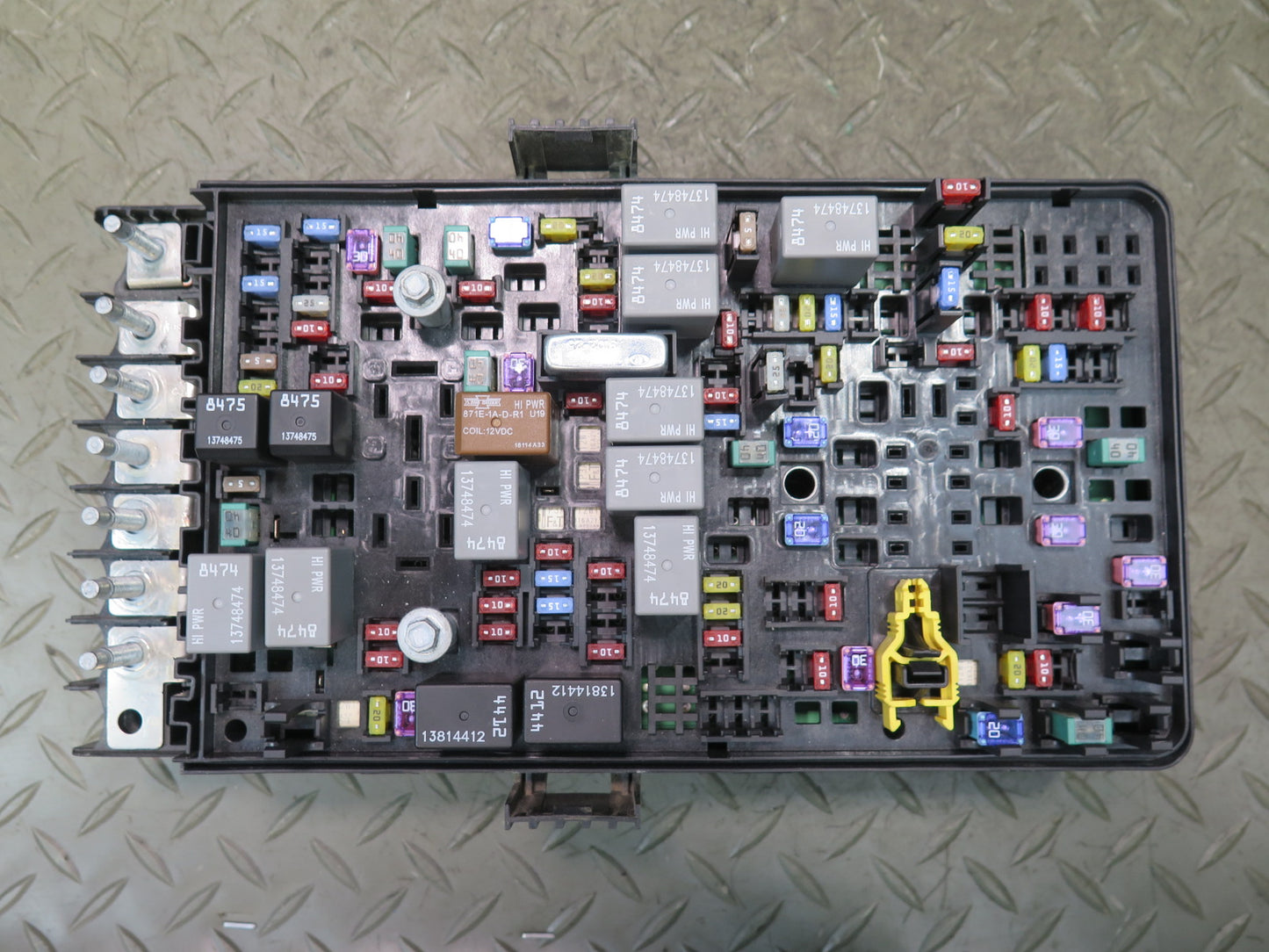 2018 Jeep Wrangler JL 3.6L Engine Bay Fuse Relay Box Module 68298935AD OEM