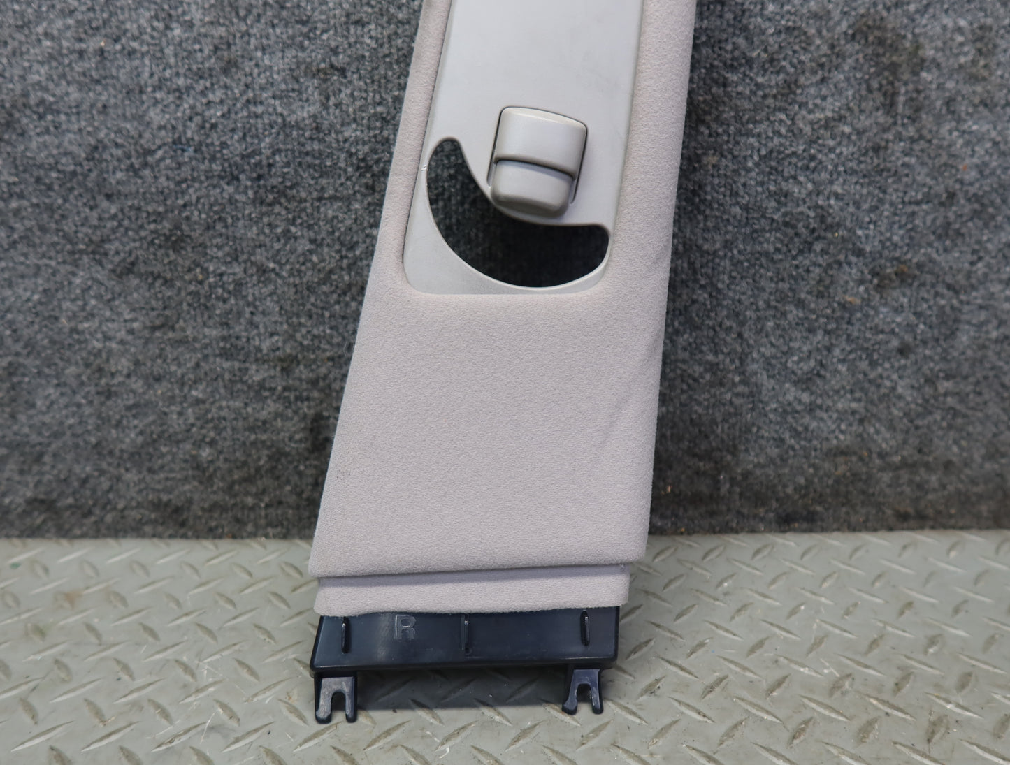 99-01 Toyota Crown JZS175 Set of 2 Interior Upper B Pillar Trim Cover Panel OEM