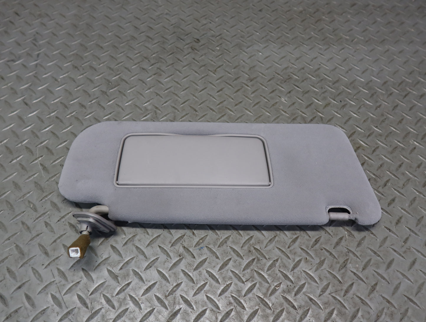 99-01 Toyota Crown JZS175 Front Left & Right Sun Visor Set Gray OEM