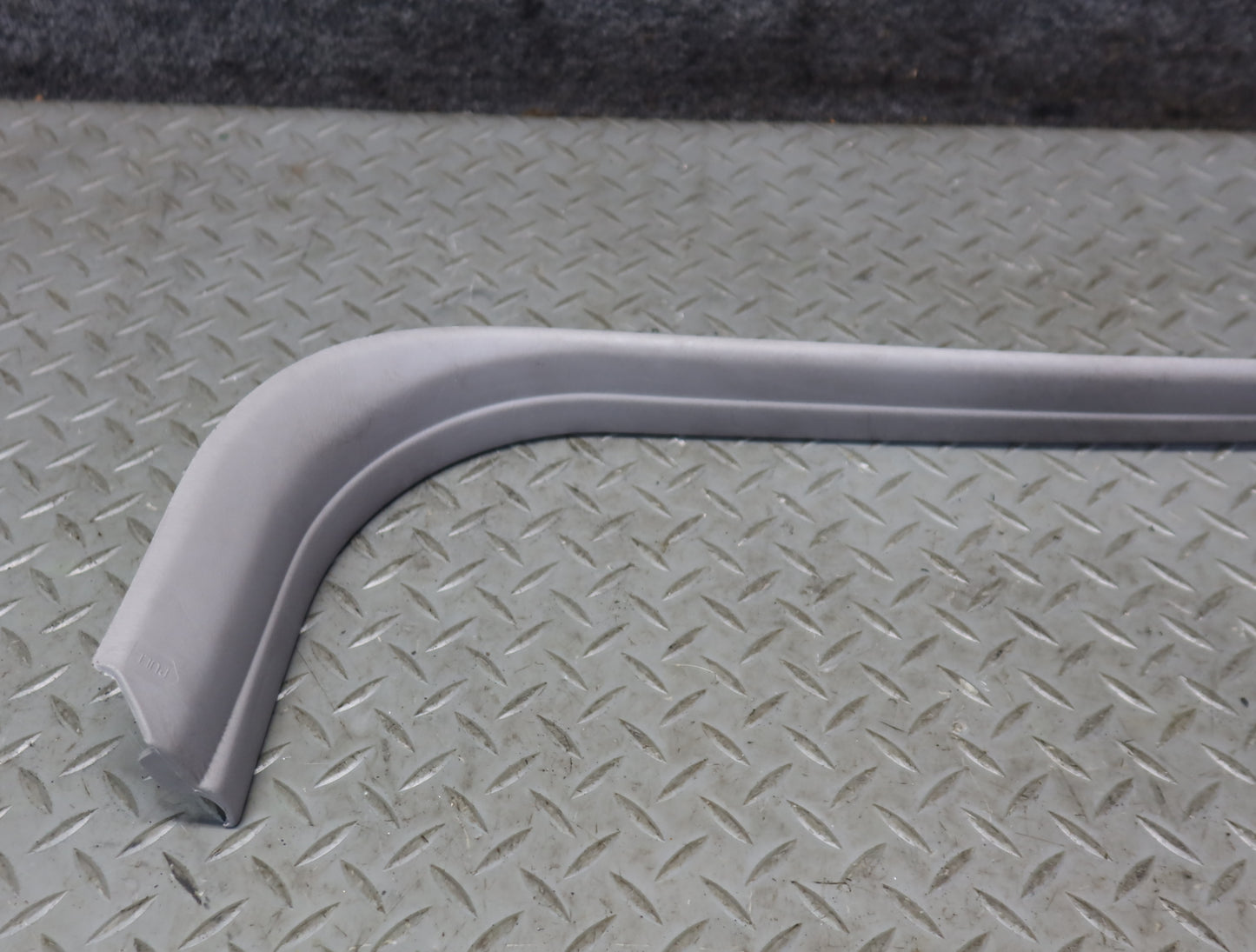 99-01 Toyota Crown JZS175 Front Door Scuff Sill Plate Trim Set Gray OEM