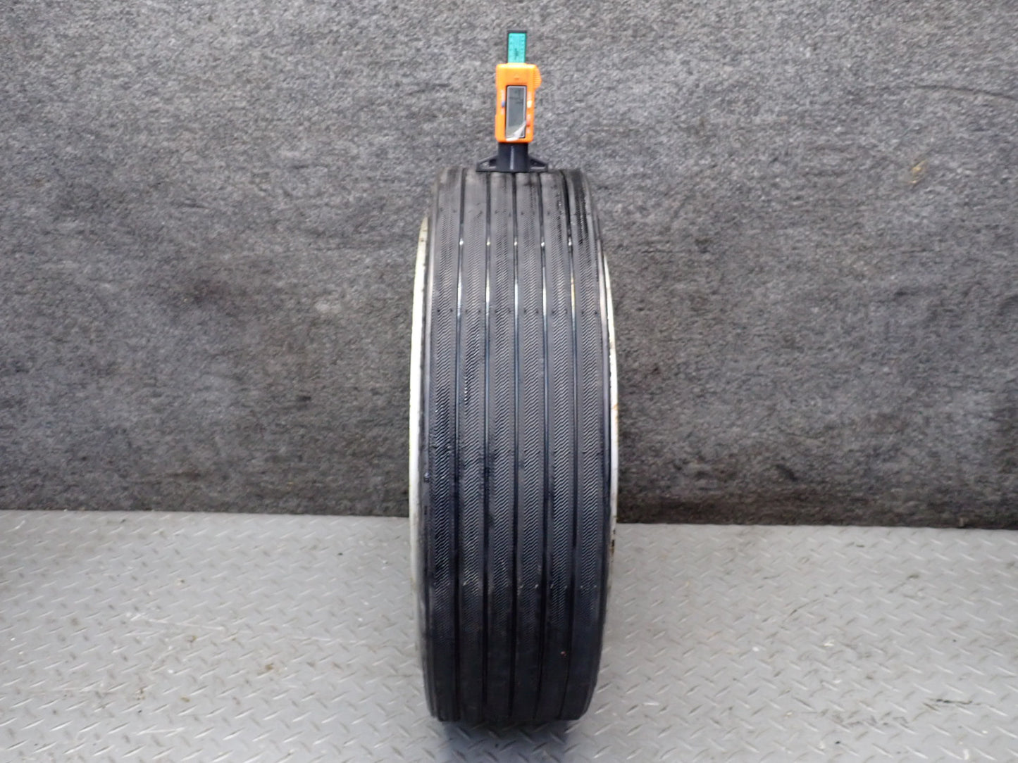 1984-1991 Porsche 928 S Spare Tire R15" Wheel 15x5J ET55 165-15 92836101803