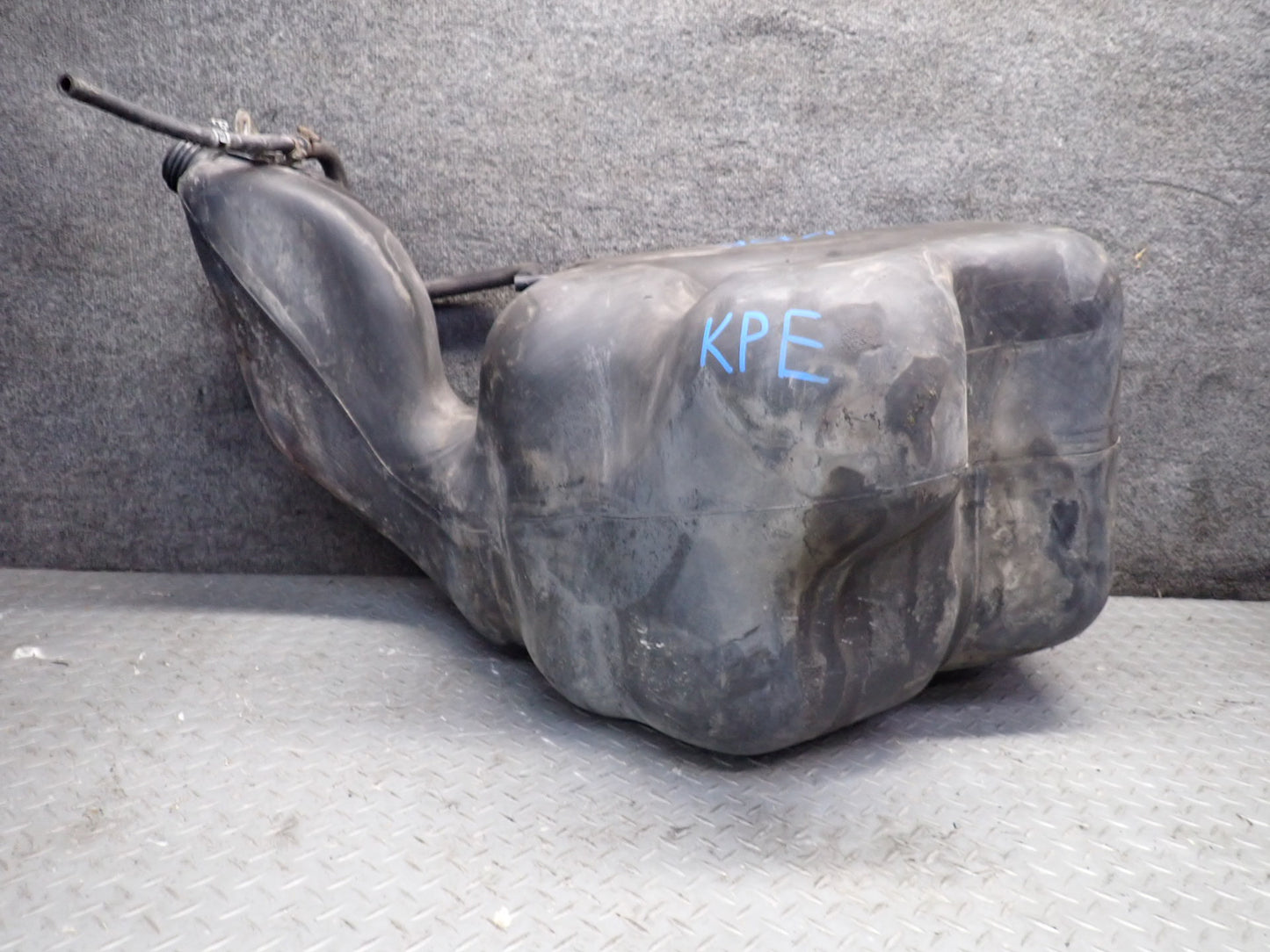 1984-1995 Porsche 928 S Fuel Tank Unit