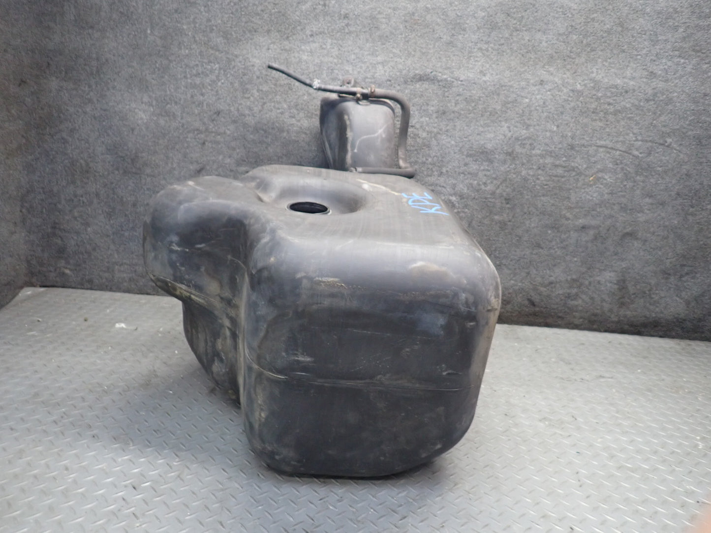 1984-1995 Porsche 928 S Fuel Tank Unit