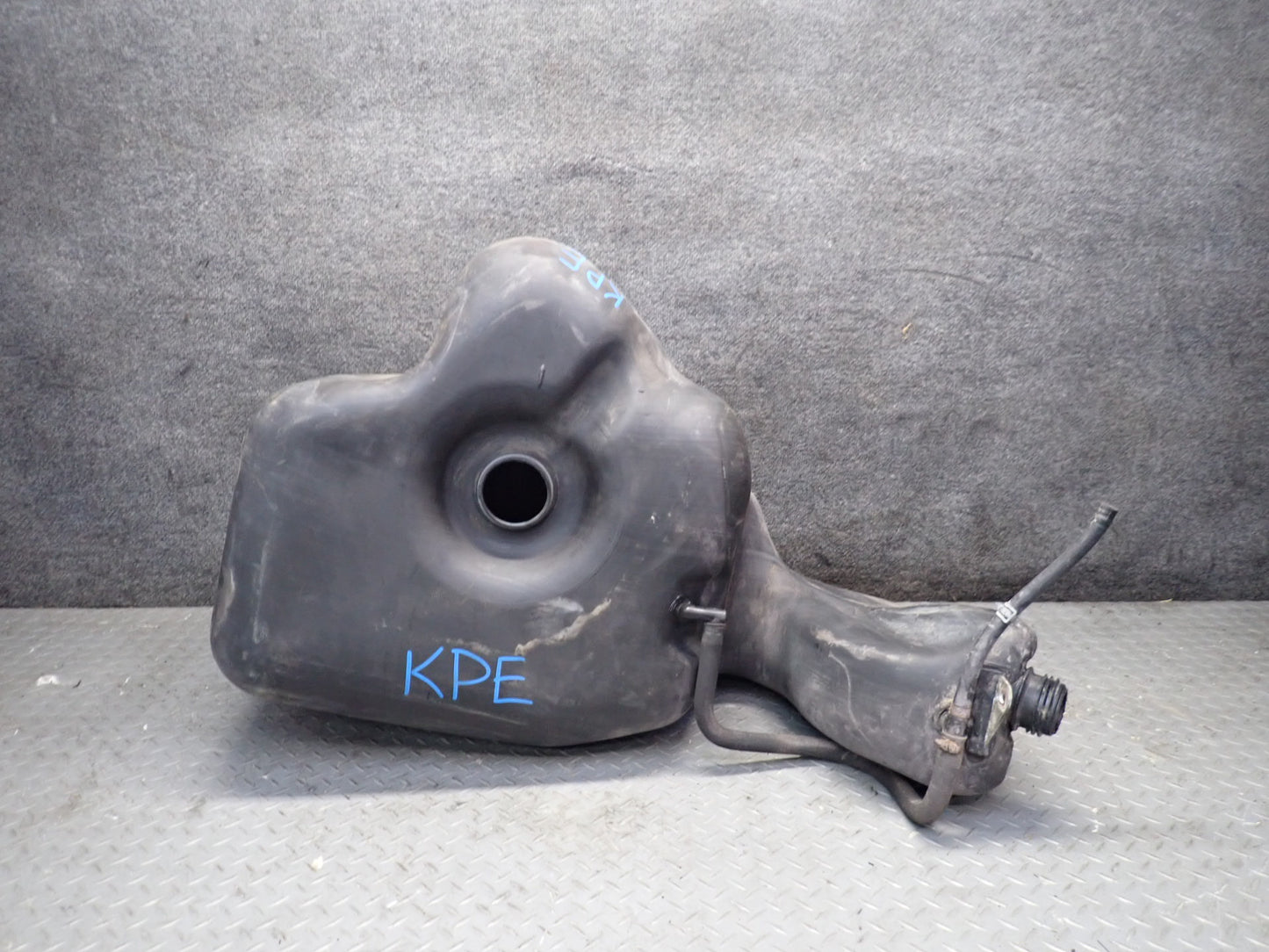 1984-1995 Porsche 928 S Fuel Tank Unit