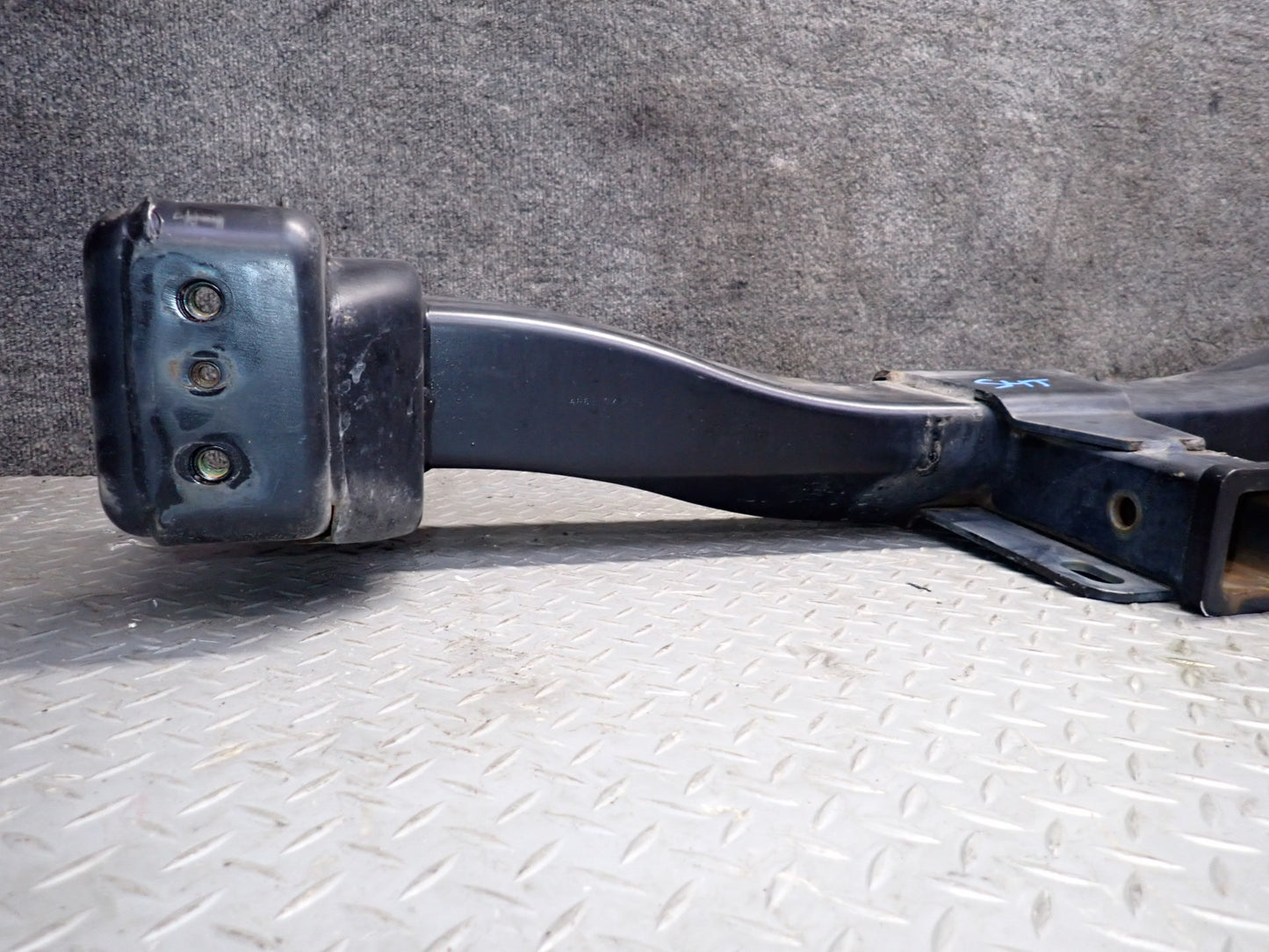 2003-2007 Hummer H2 Rear Trailer Hitch TOW Towing Receiver Bar