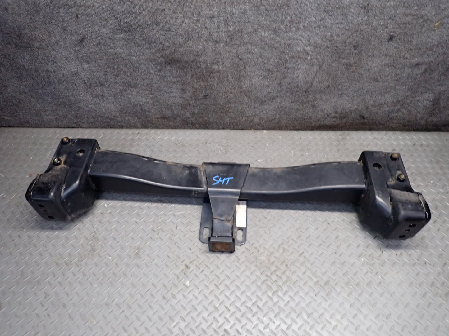 2003-2007 Hummer H2 Rear Trailer Hitch TOW Towing Receiver Bar