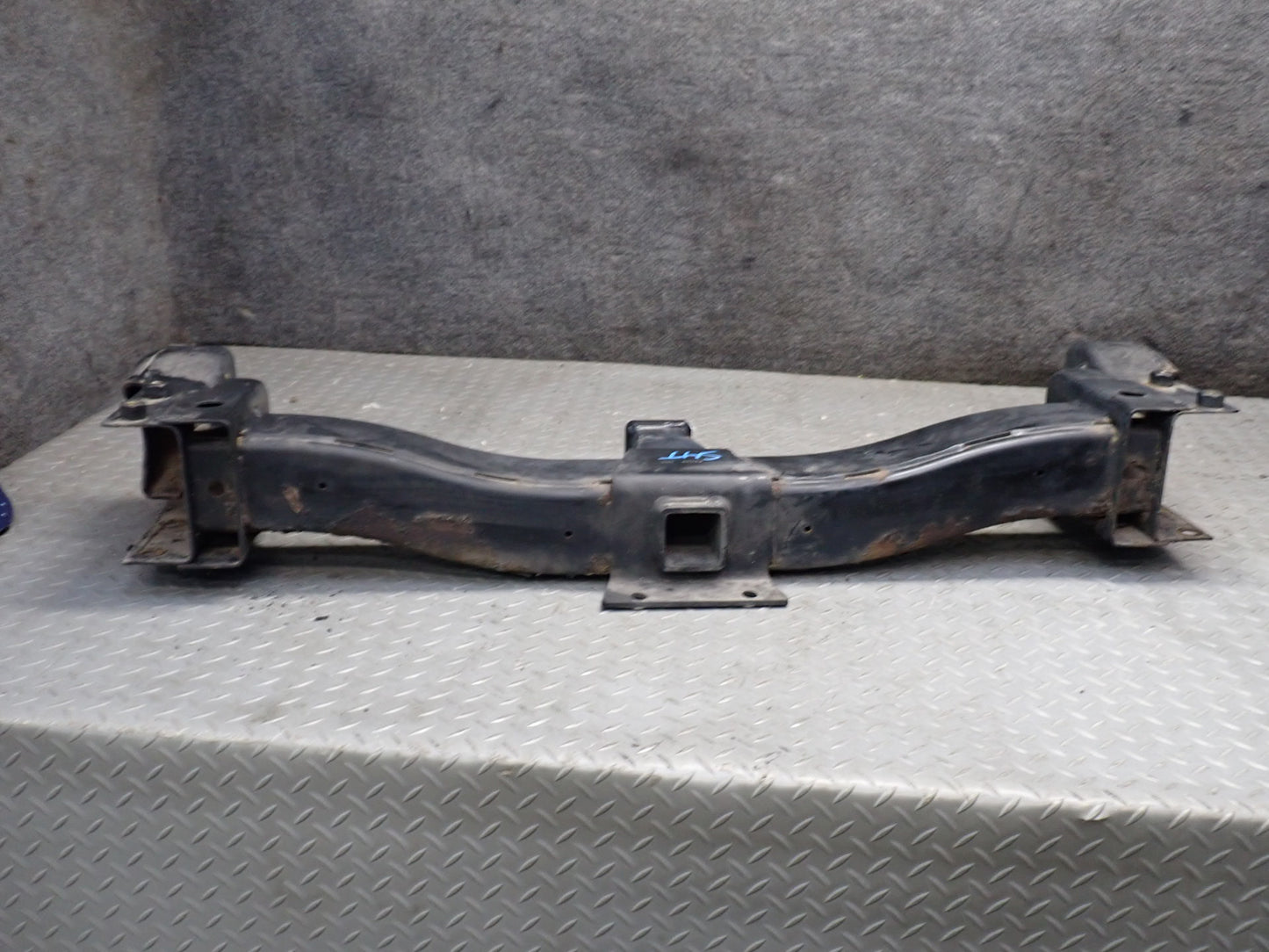 2003-2007 Hummer H2 Rear Trailer Hitch TOW Towing Receiver Bar