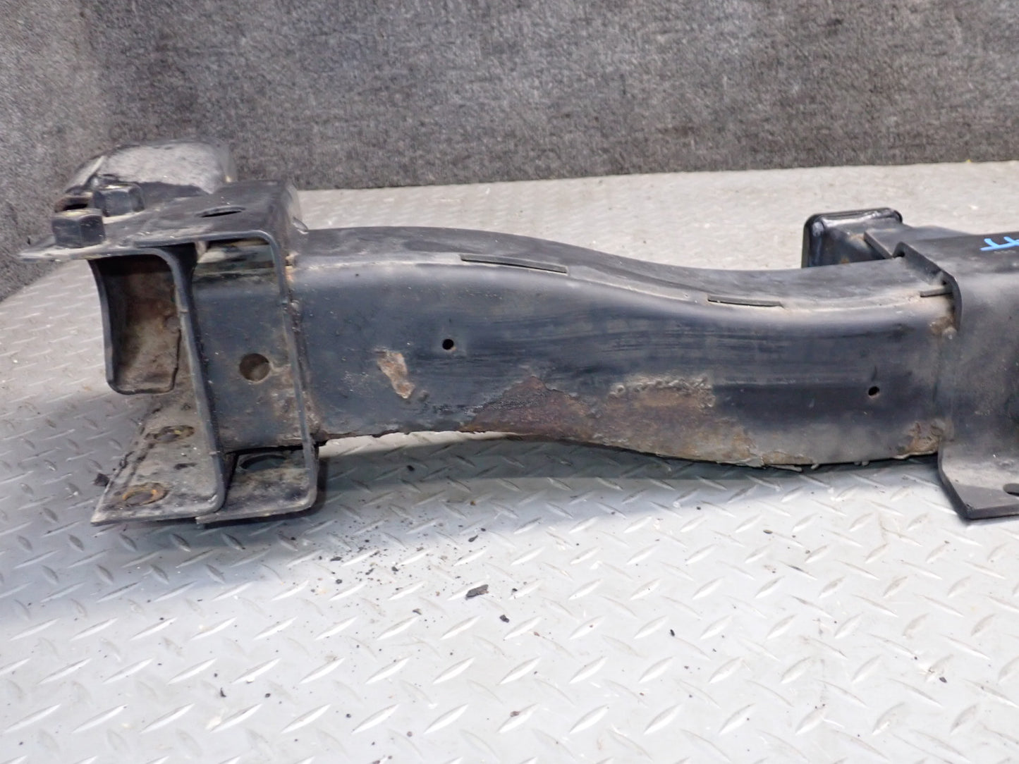 2003-2007 Hummer H2 Rear Trailer Hitch TOW Towing Receiver Bar
