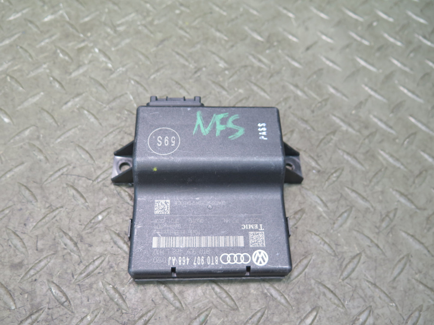 11-12 Audi A5 S5 Interface Gateway Can-bus Control Module 8T0907468AJ OEM