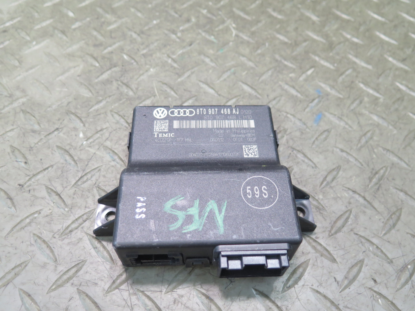 11-12 Audi A5 S5 Interface Gateway Can-bus Control Module 8T0907468AJ OEM