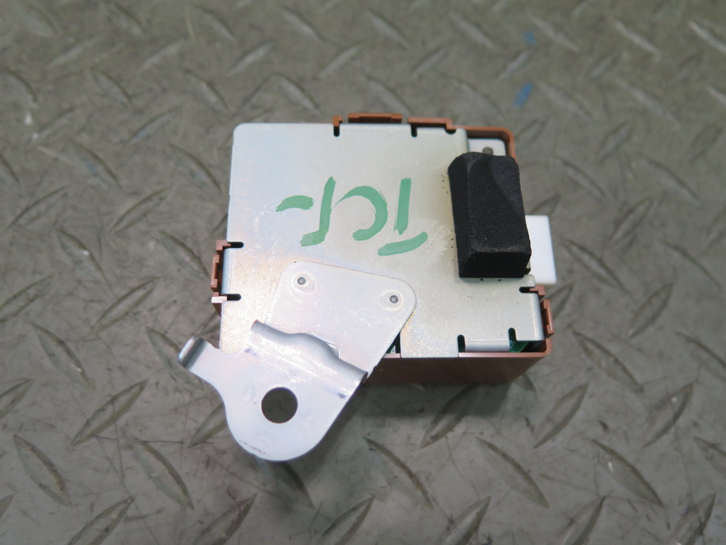 99-01 Toyota Crown JZS175 Door Receiver Control Module 89741-30260 OEM