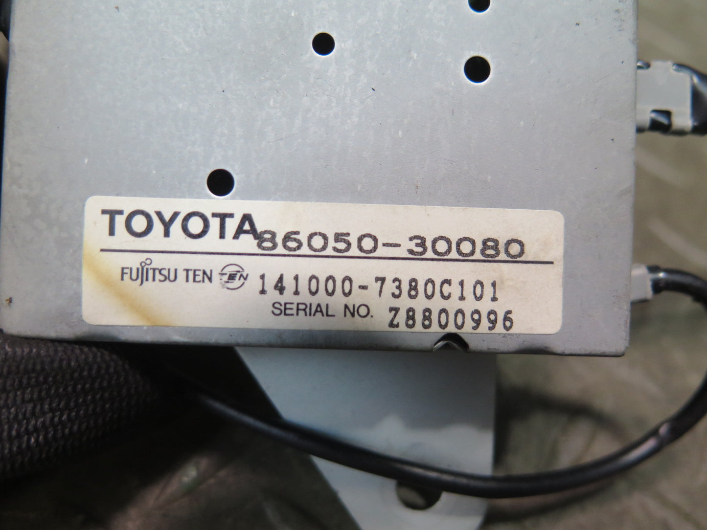 99-01 Toyota Crown JZS175 TV Television Antenna OEM
