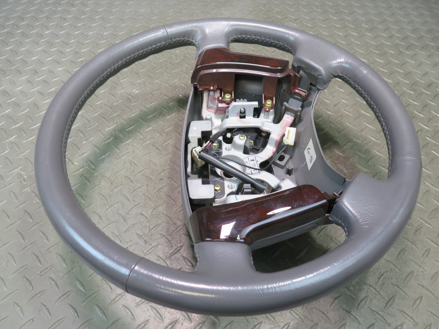 99-01 Toyota Crown JZS175 Leather Wood Steering Gray 51K Miles OEM