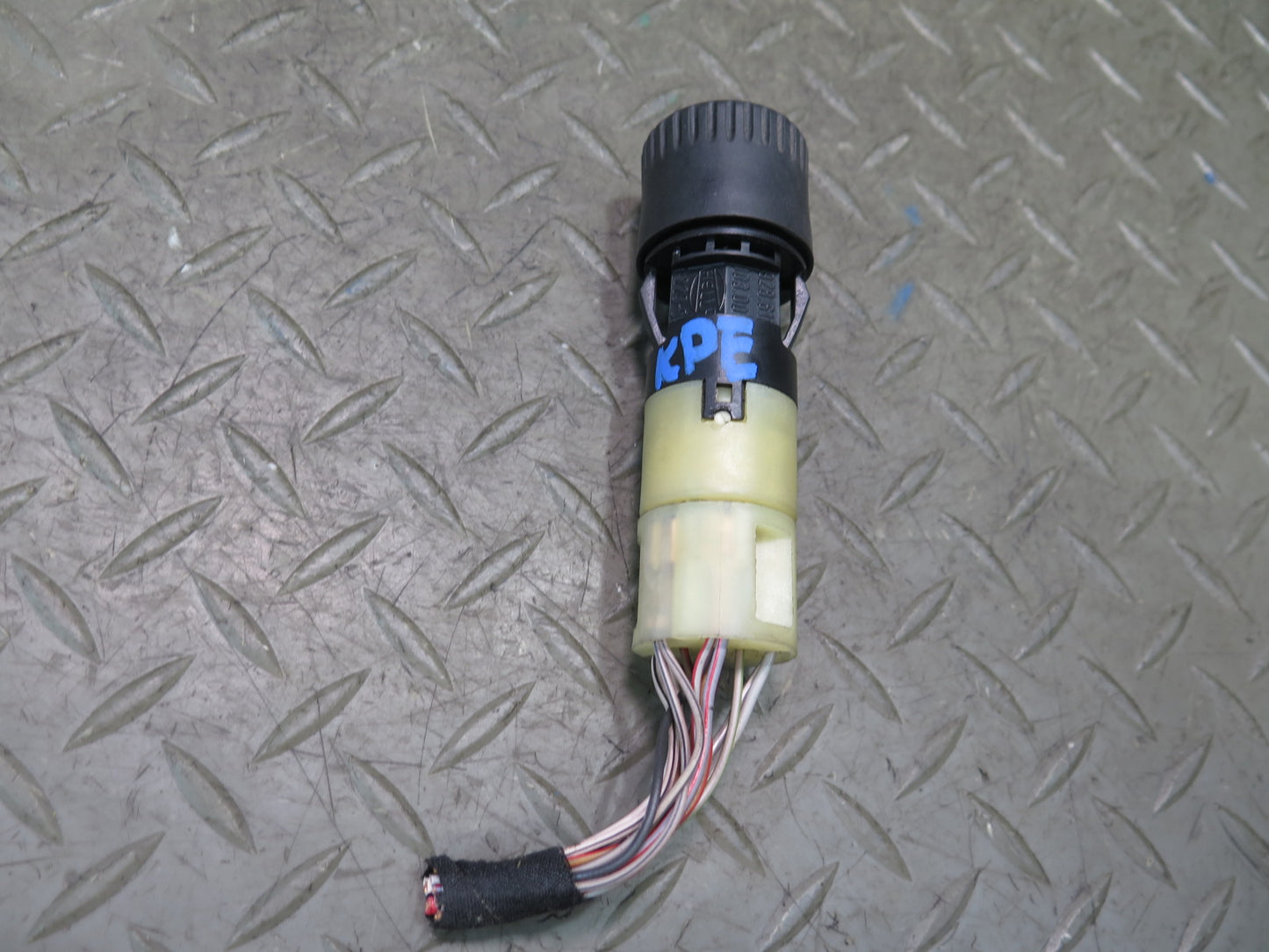 1985-1986 Porsche 928 Headlight Light Lamp Control Knob Switch 92861310300