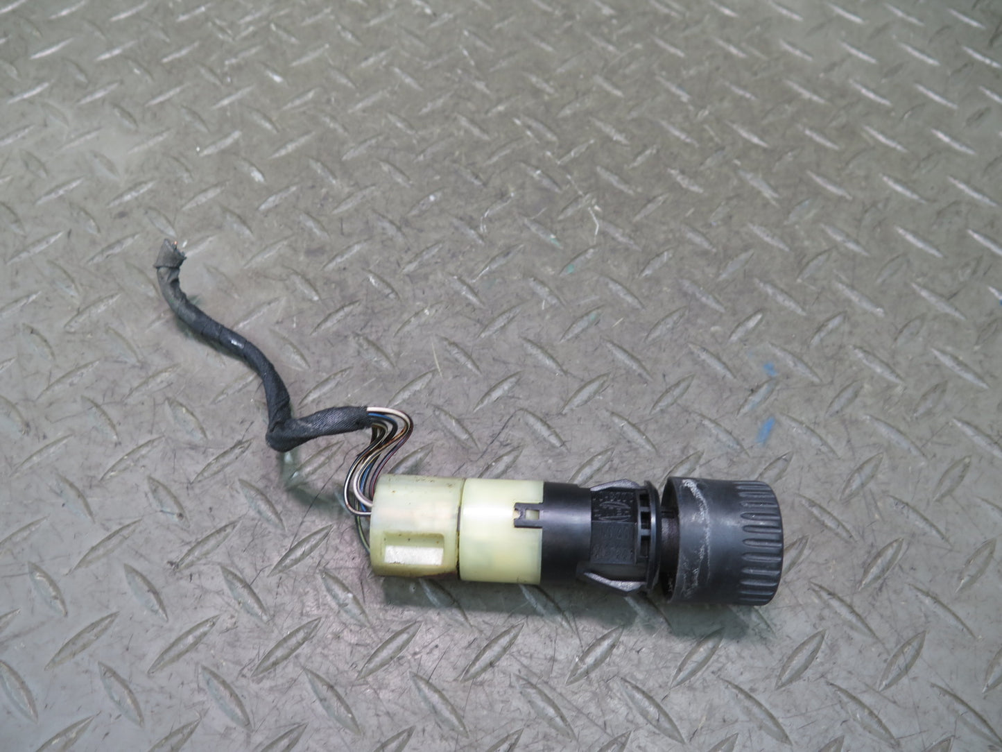1984-1991 Porsche 928 Rear Window Defrost Button Switch 92861310701