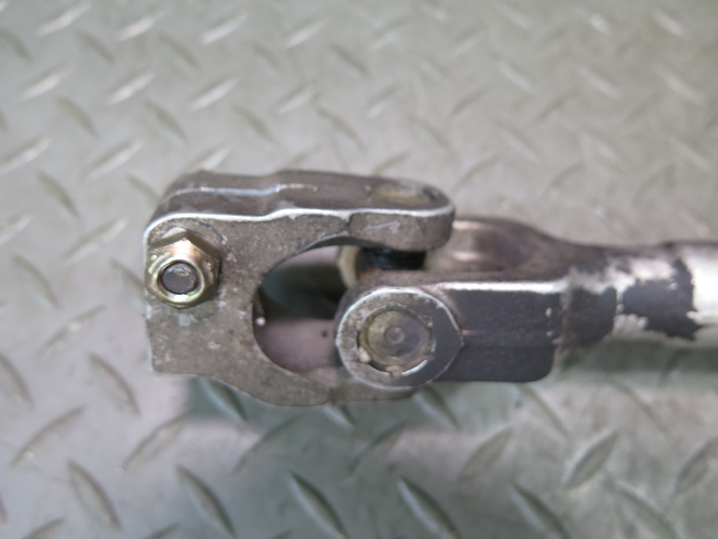 1984-1989 Porsche 928 S Steering Column Lower Linkage U Joint Shaft