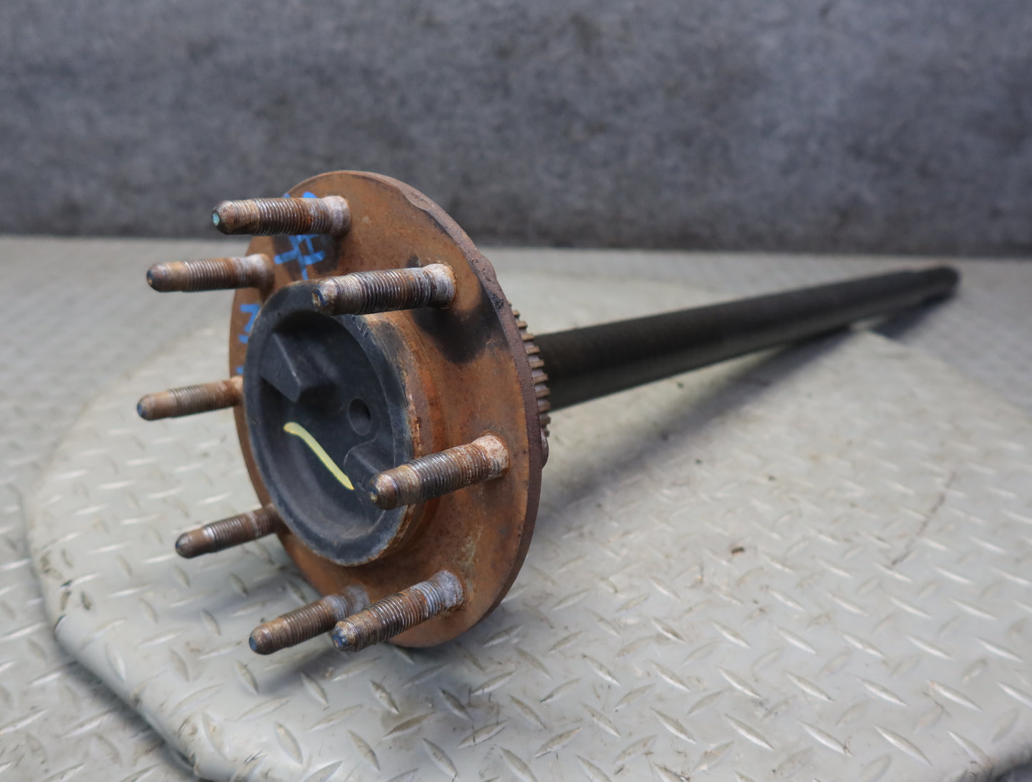 2003-2007 Hummer H2 AWD Rear Right Suspension Axle Shaft