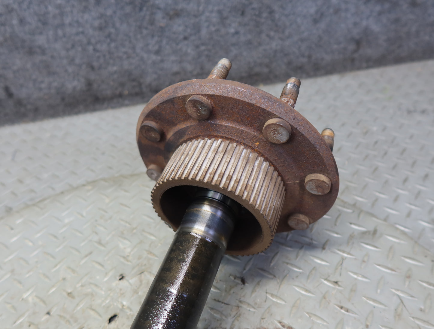 2003-2007 Hummer H2 AWD Rear Right Suspension Axle Shaft