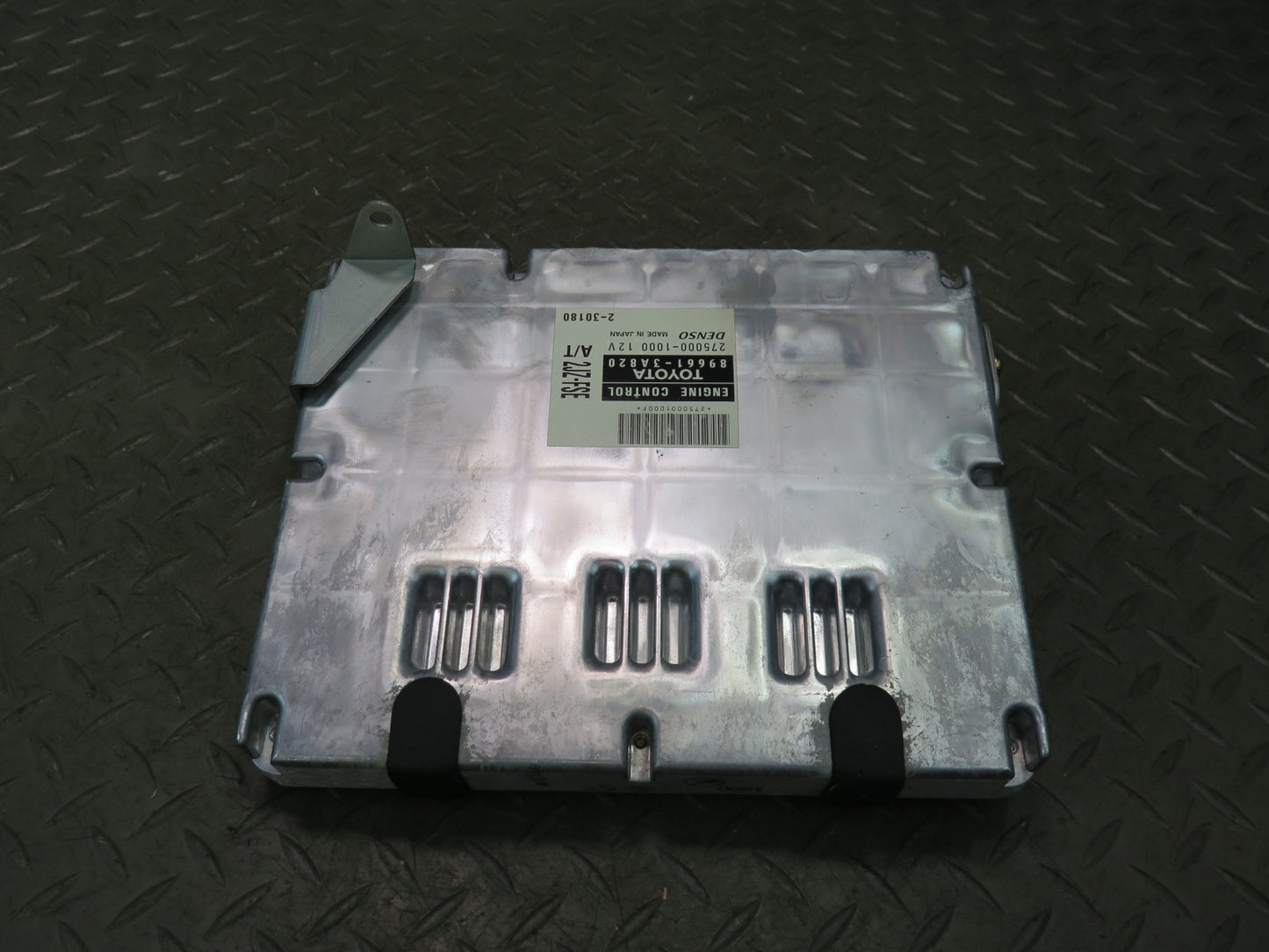 00-01 Toyota Crown JZS175 3.0L 2JZFSE A/T ECU Engine Computer Control Module OEM
