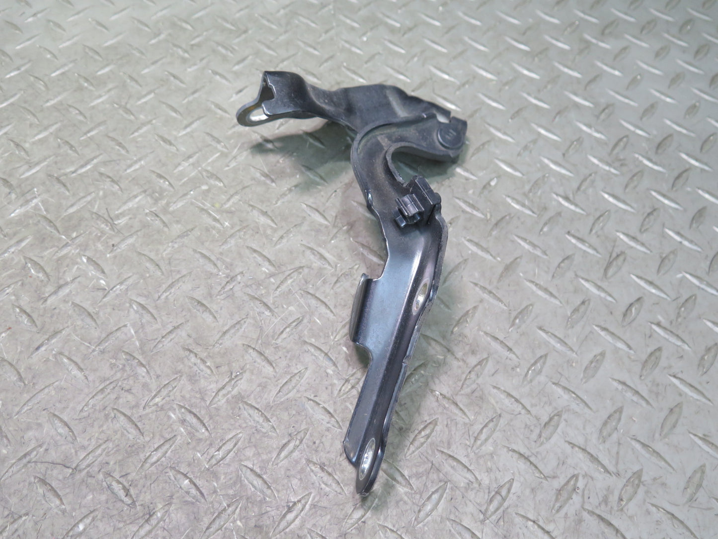 99-01 Toyota Crown JZS175 Front Left & Right Hood Hinge Black Set OEM