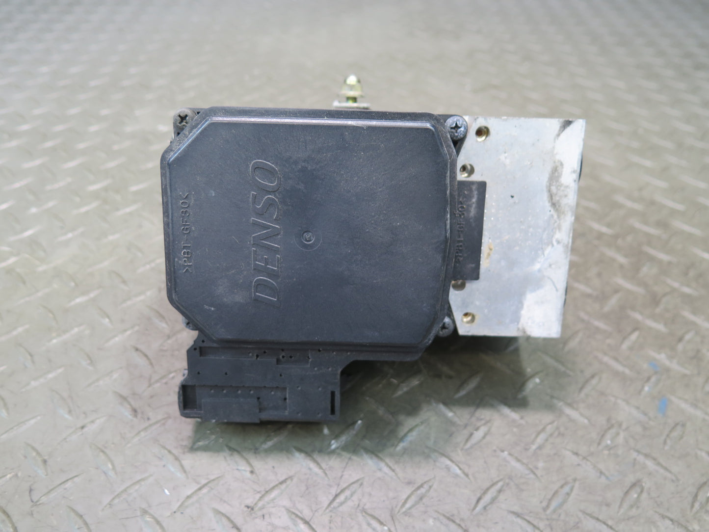 99-01 Toyota Crown JZS175 Anti Lock Brake ABS Pump Module 44540-30031 OEM