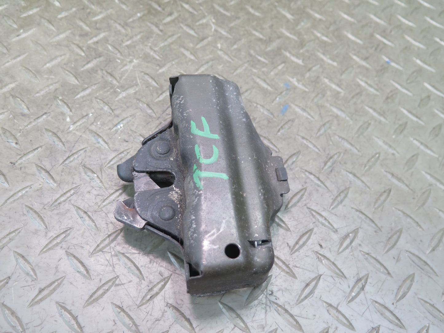 99-01 Toyota Crown JZS175 Front Hood Lock Latch OEM