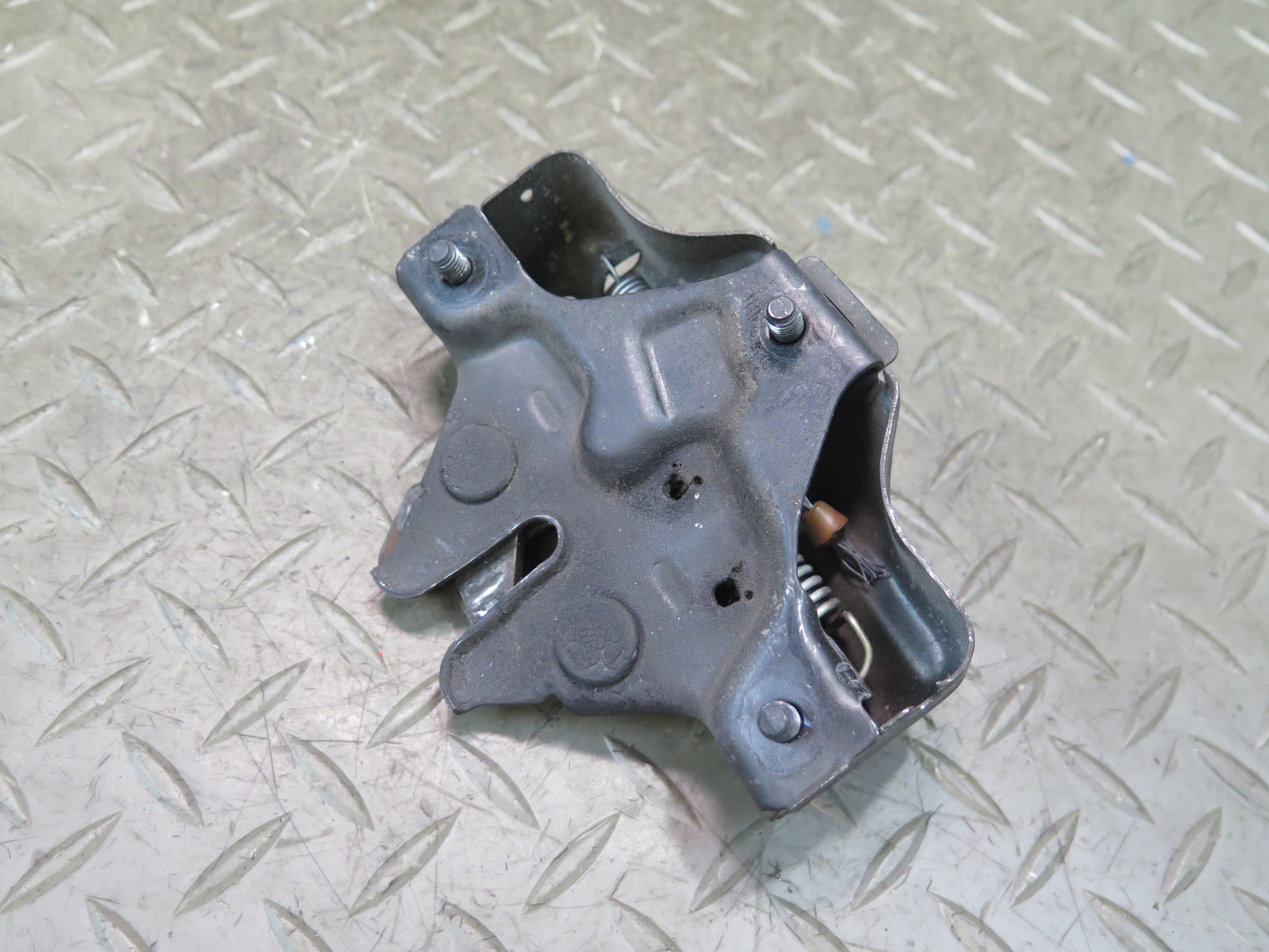 99-01 Toyota Crown JZS175 Front Hood Lock Latch OEM