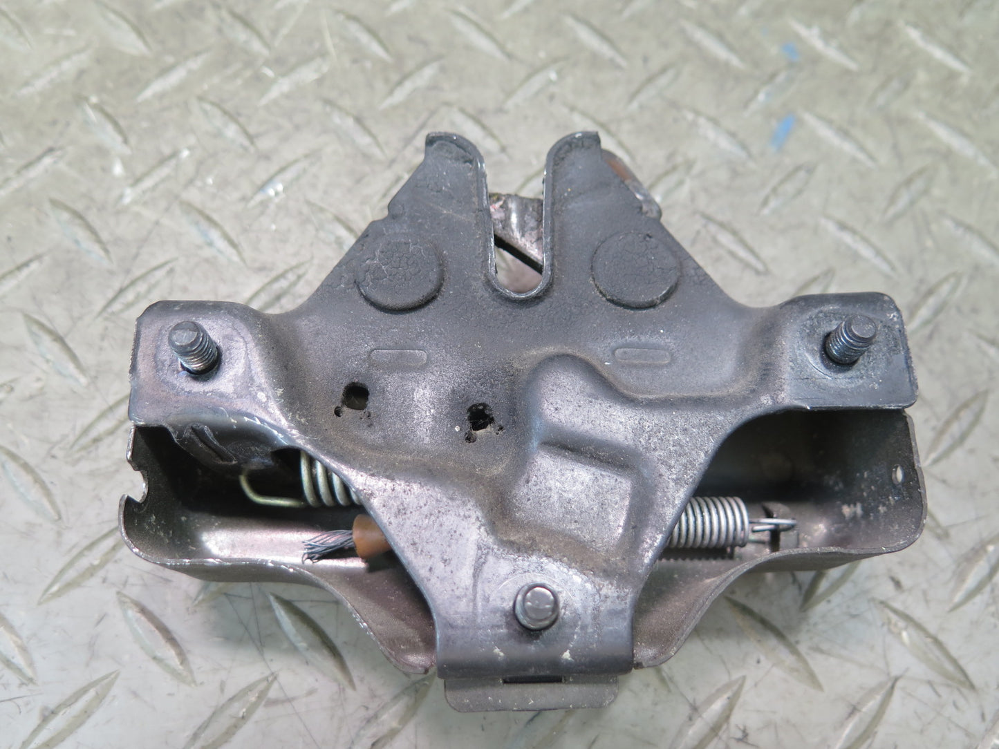 99-01 Toyota Crown JZS175 Front Hood Lock Latch OEM