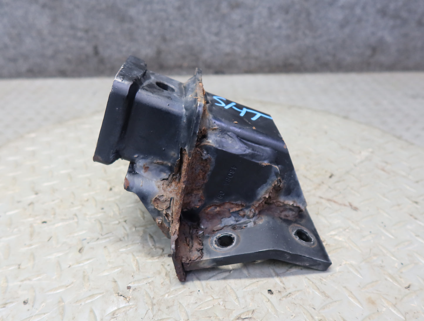 2003-2007 Hummer H2 Front TOW Towing Hook Hitch