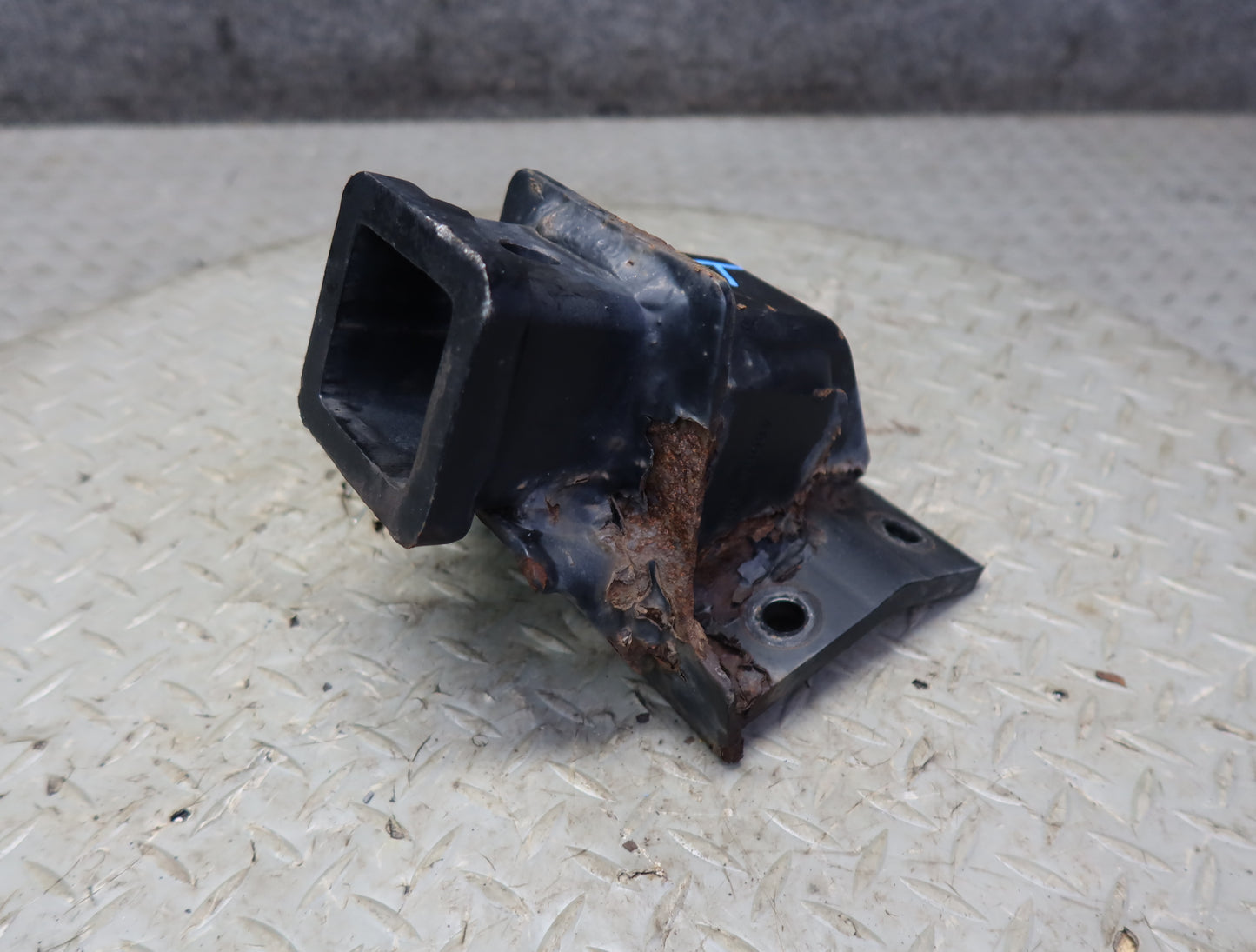 2003-2007 Hummer H2 Front TOW Towing Hook Hitch