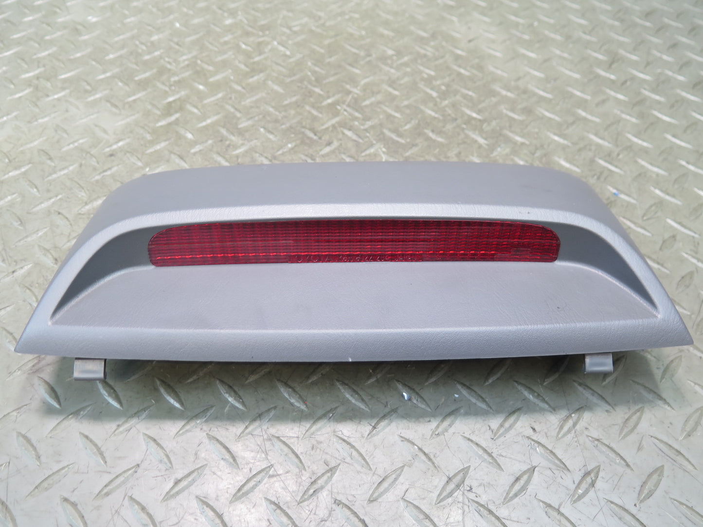 99-01 Toyota Crown JZS175 Rear Third 3RD Brake Light Lamp w Trim Gray OEM