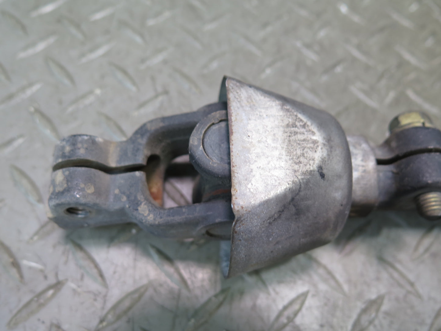 99-01 Toyota Crown JZS175 Steering Column Intermediate Linkage U Joint Shaft OEM