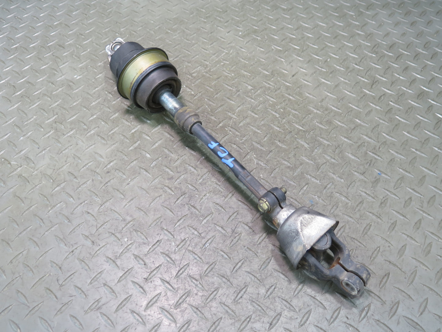 99-01 Toyota Crown JZS175 Steering Column Intermediate Linkage U Joint Shaft OEM