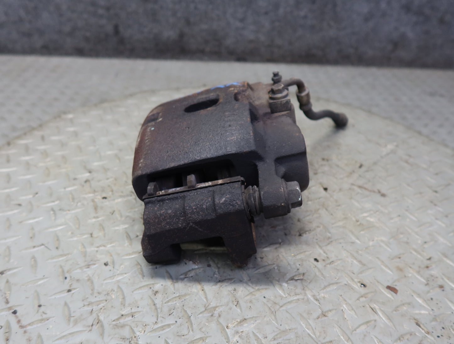 2003-2009 Hummer H2 AWD Rear Left & Right Brake Caliper Set of 2