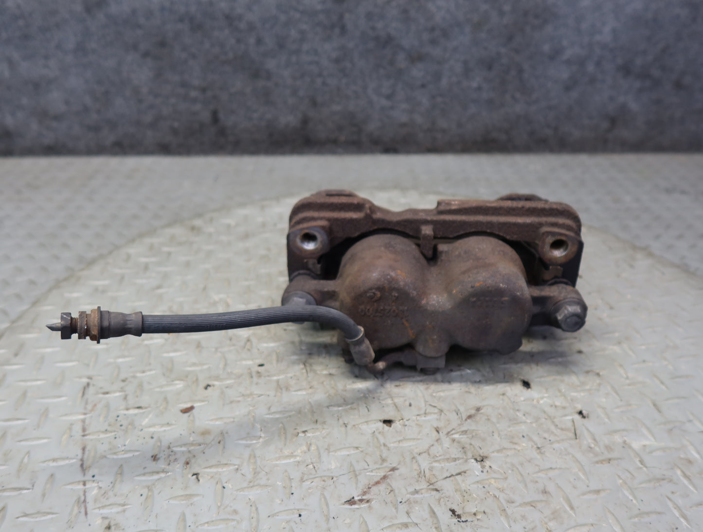 2003-2009 Hummer H2 AWD Rear Left & Right Brake Caliper Set of 2