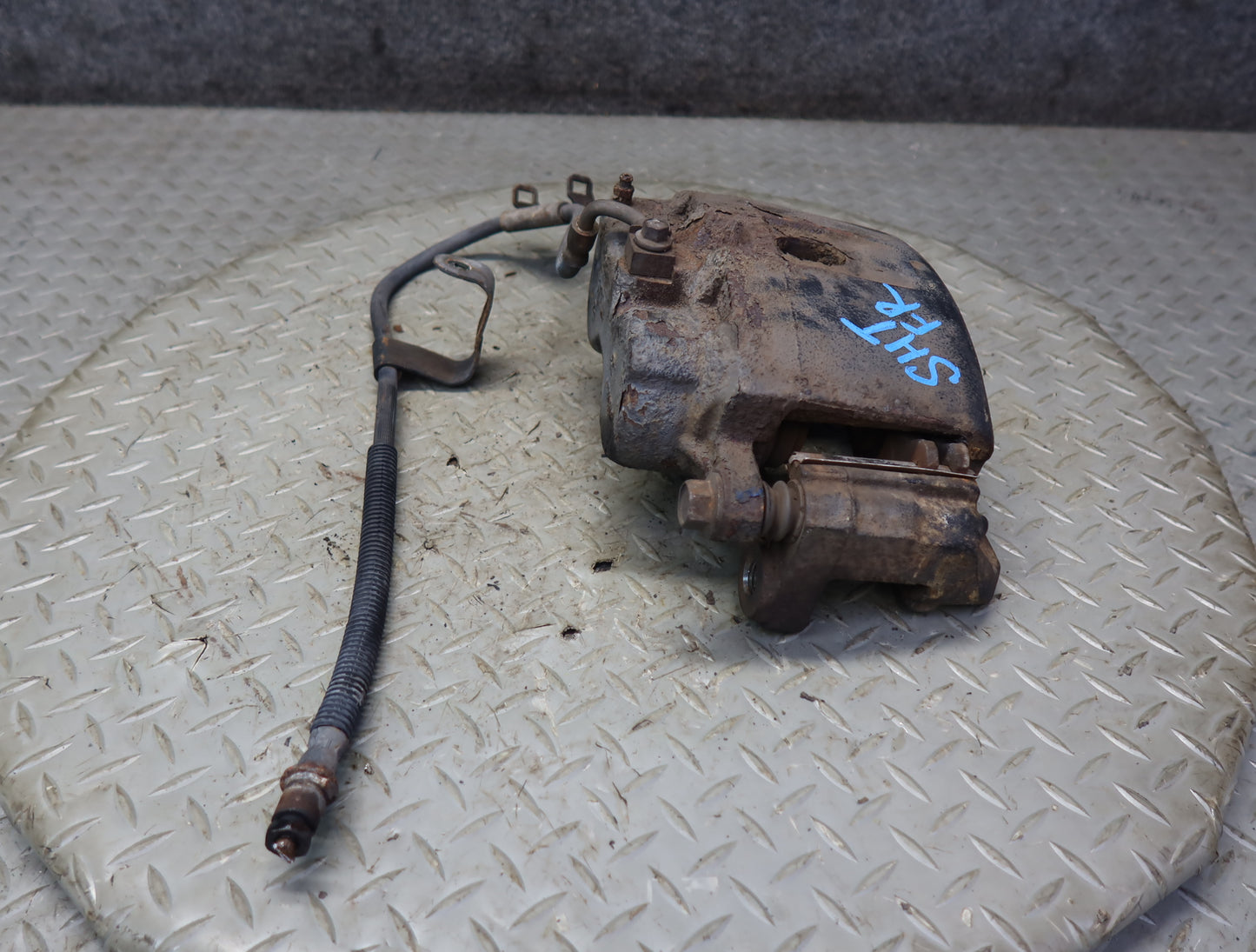 2003-2009 Hummer H2 AWD Front Left & Right Brake Caliper Set of 2