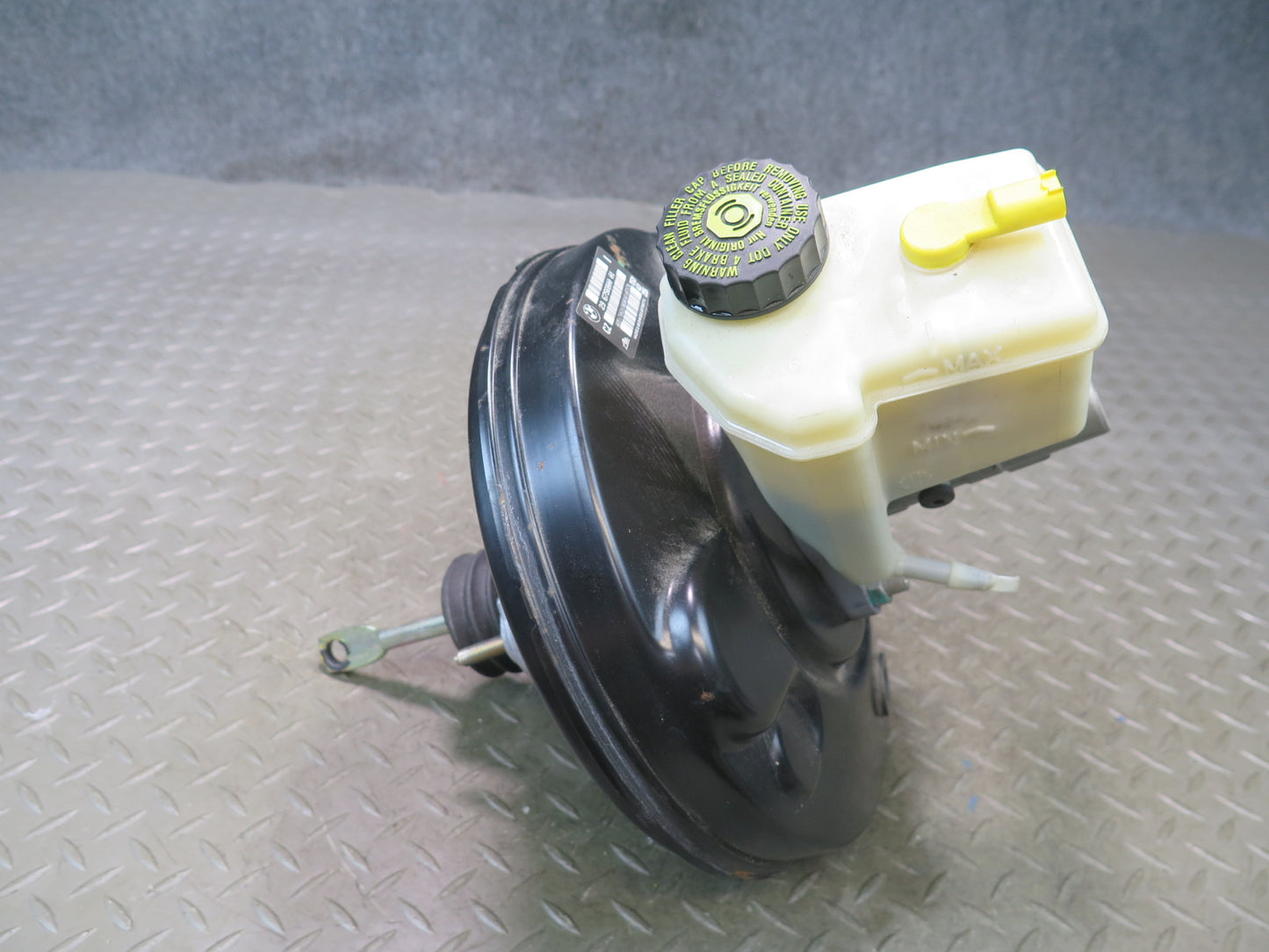 03-06 BMW E86 E85 Z4 Brake Master Cylinder Booster Fluid Reservoir Tank OEM