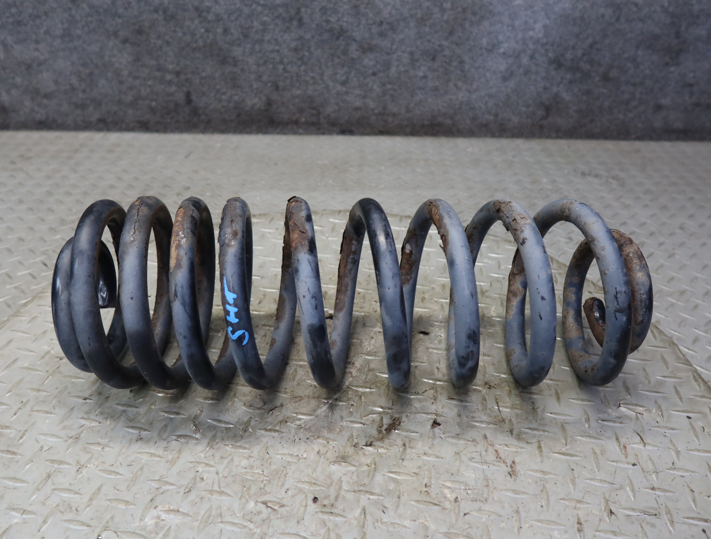 2003-2009 Hummer H2 AWD Rear Suspension Left & Right Coil Spring Set of 2