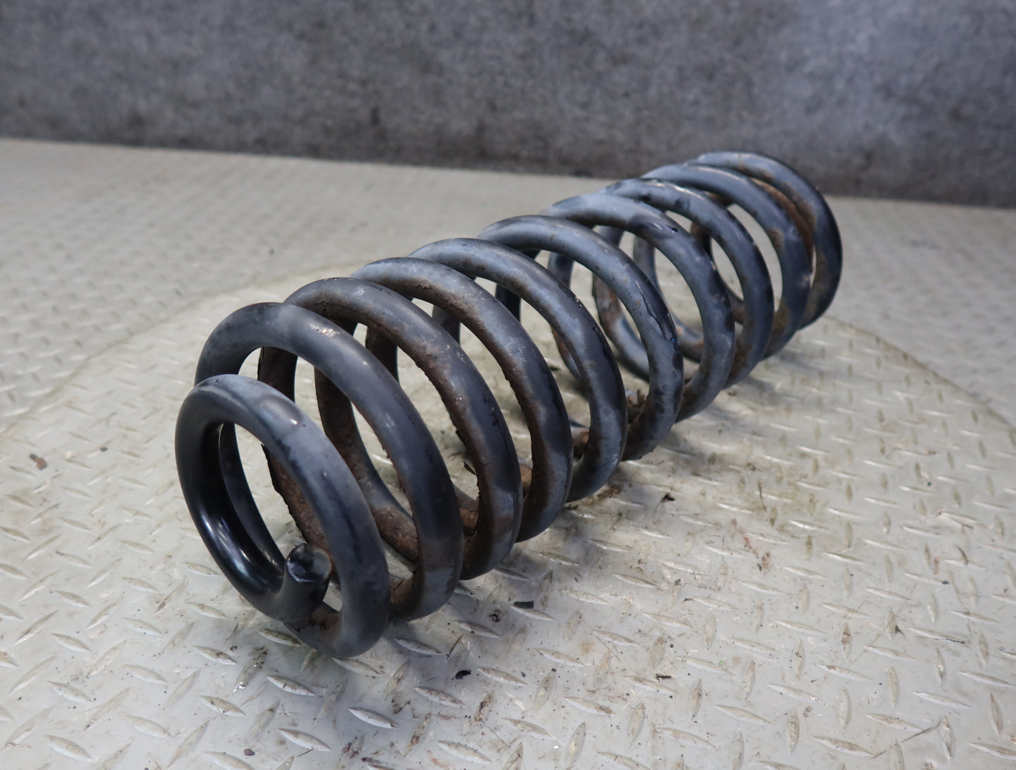 2003-2009 Hummer H2 AWD Rear Suspension Left & Right Coil Spring Set of 2