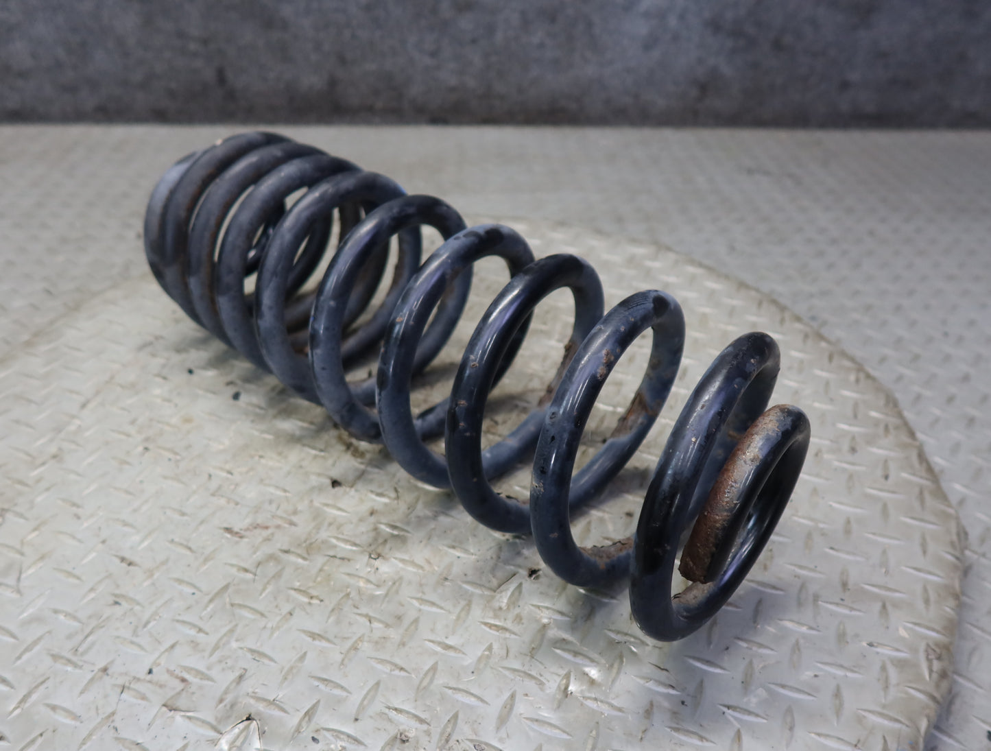2003-2009 Hummer H2 AWD Rear Suspension Left & Right Coil Spring Set of 2