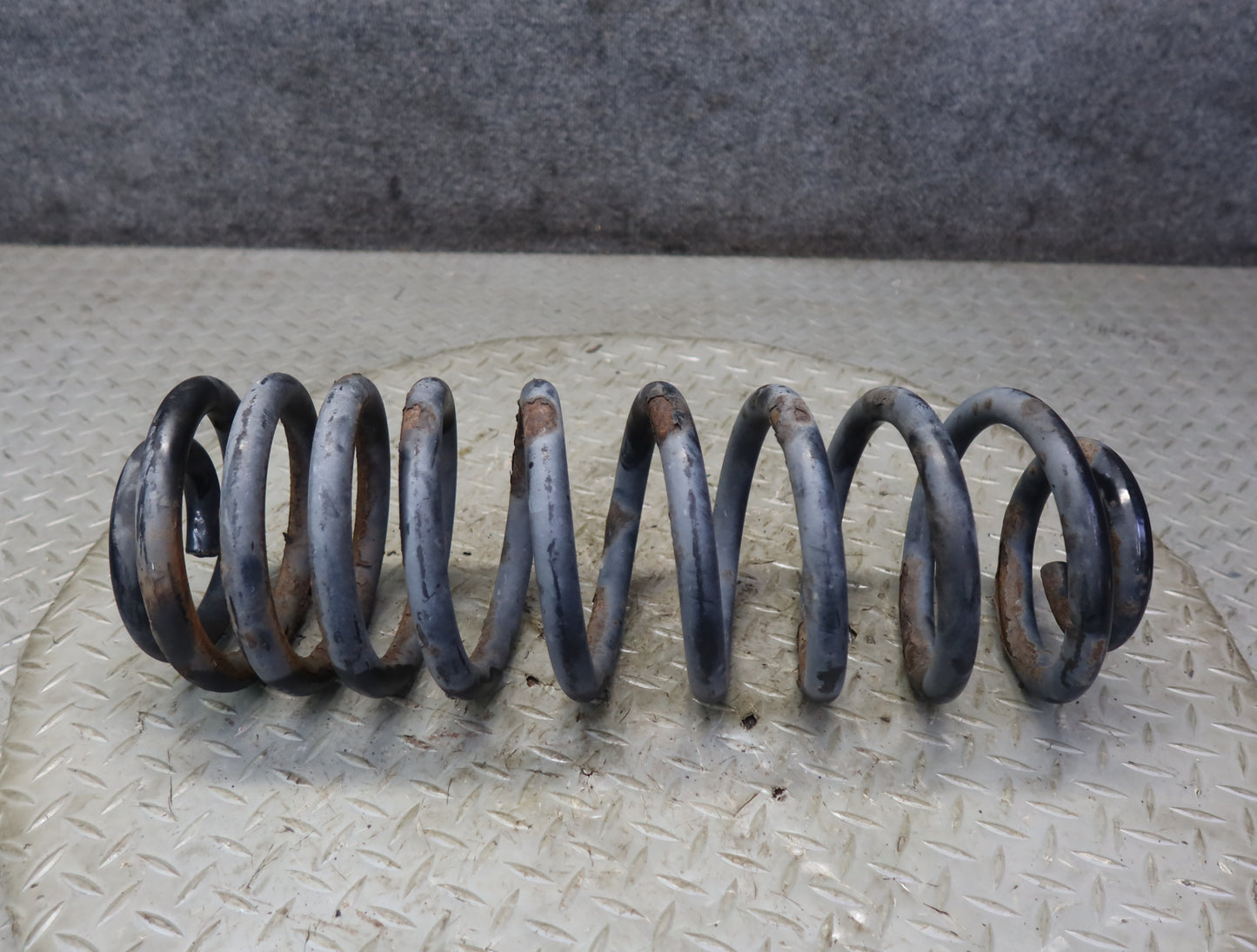 2003-2009 Hummer H2 AWD Rear Suspension Left & Right Coil Spring Set of 2