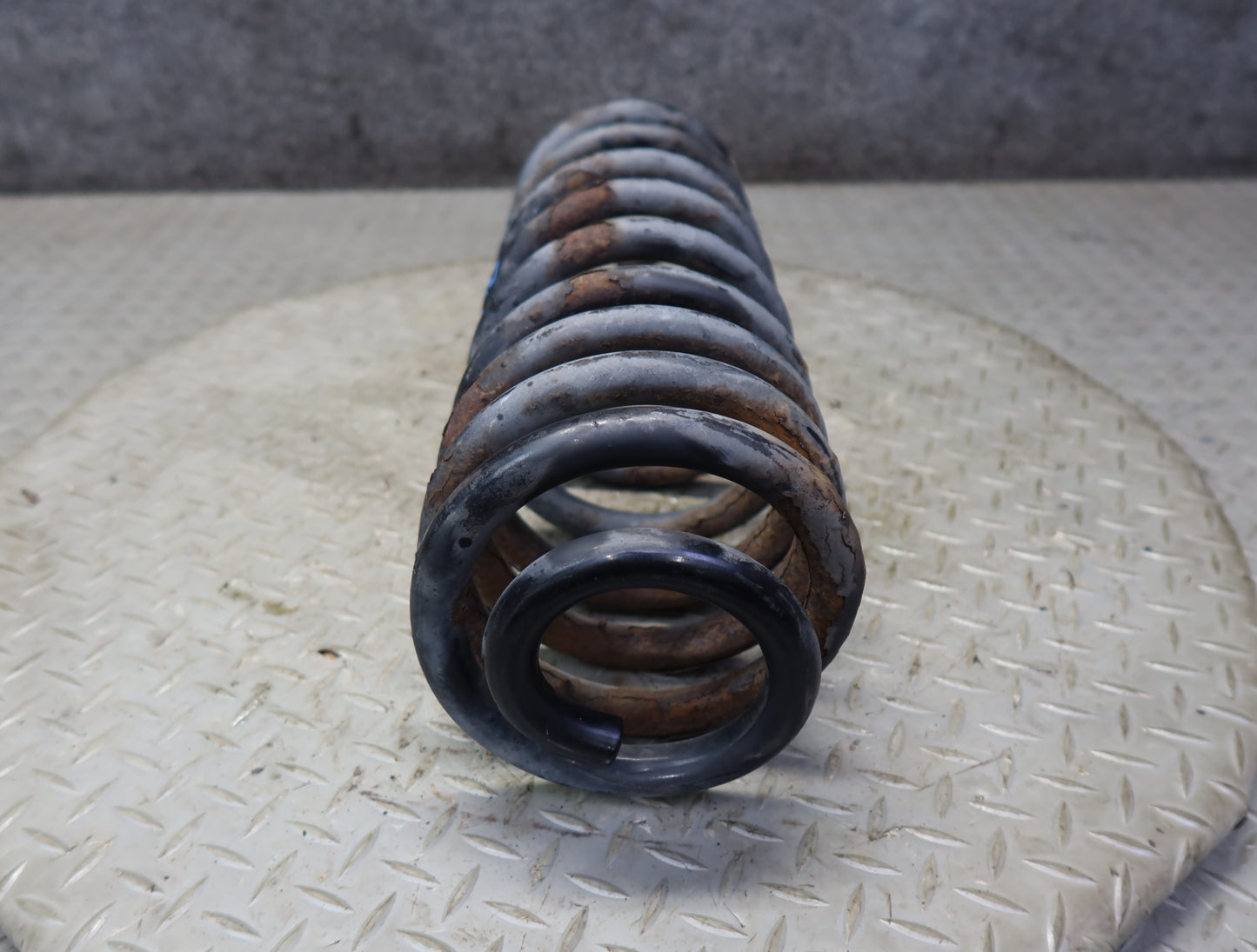 2003-2009 Hummer H2 AWD Rear Suspension Left & Right Coil Spring Set of 2