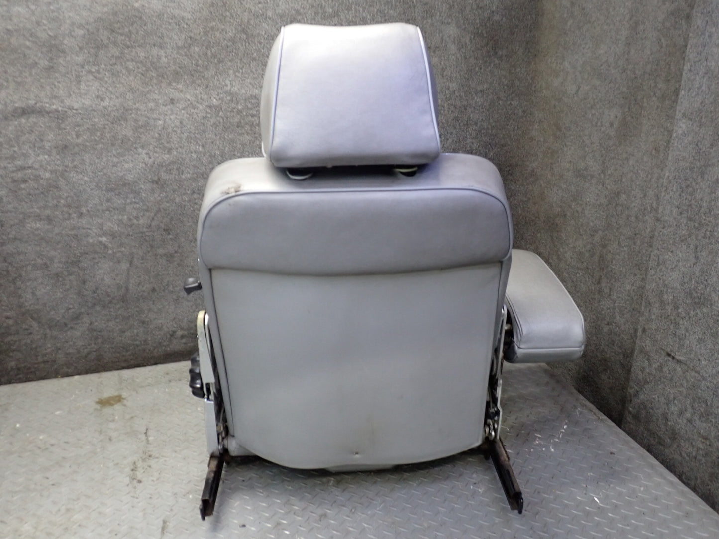 86-89 Mercedes R107 560SL Front Left & Right Leather Seat Gray w Adjuster OEM